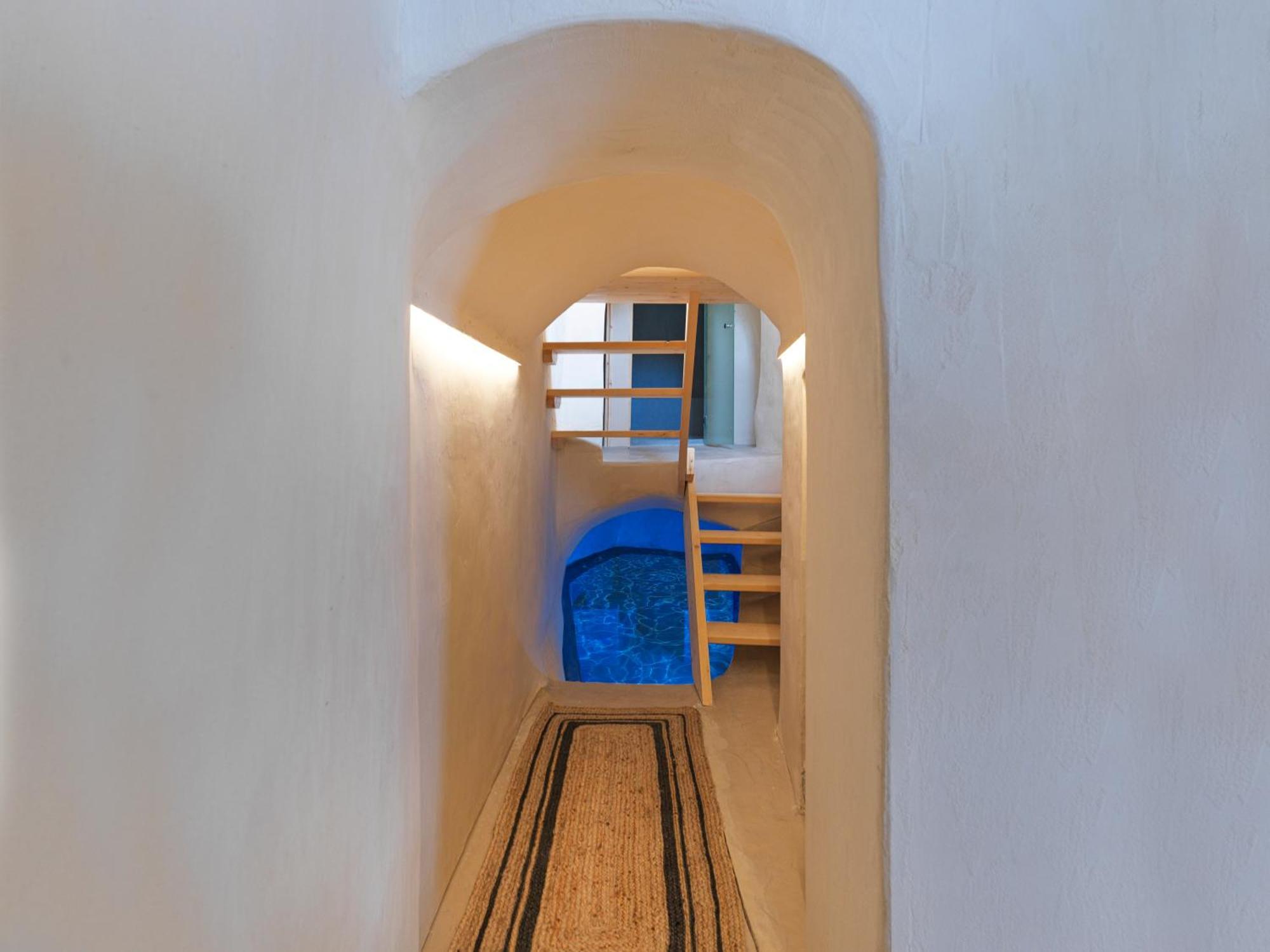 Secret Gem Suites Oia  Room photo