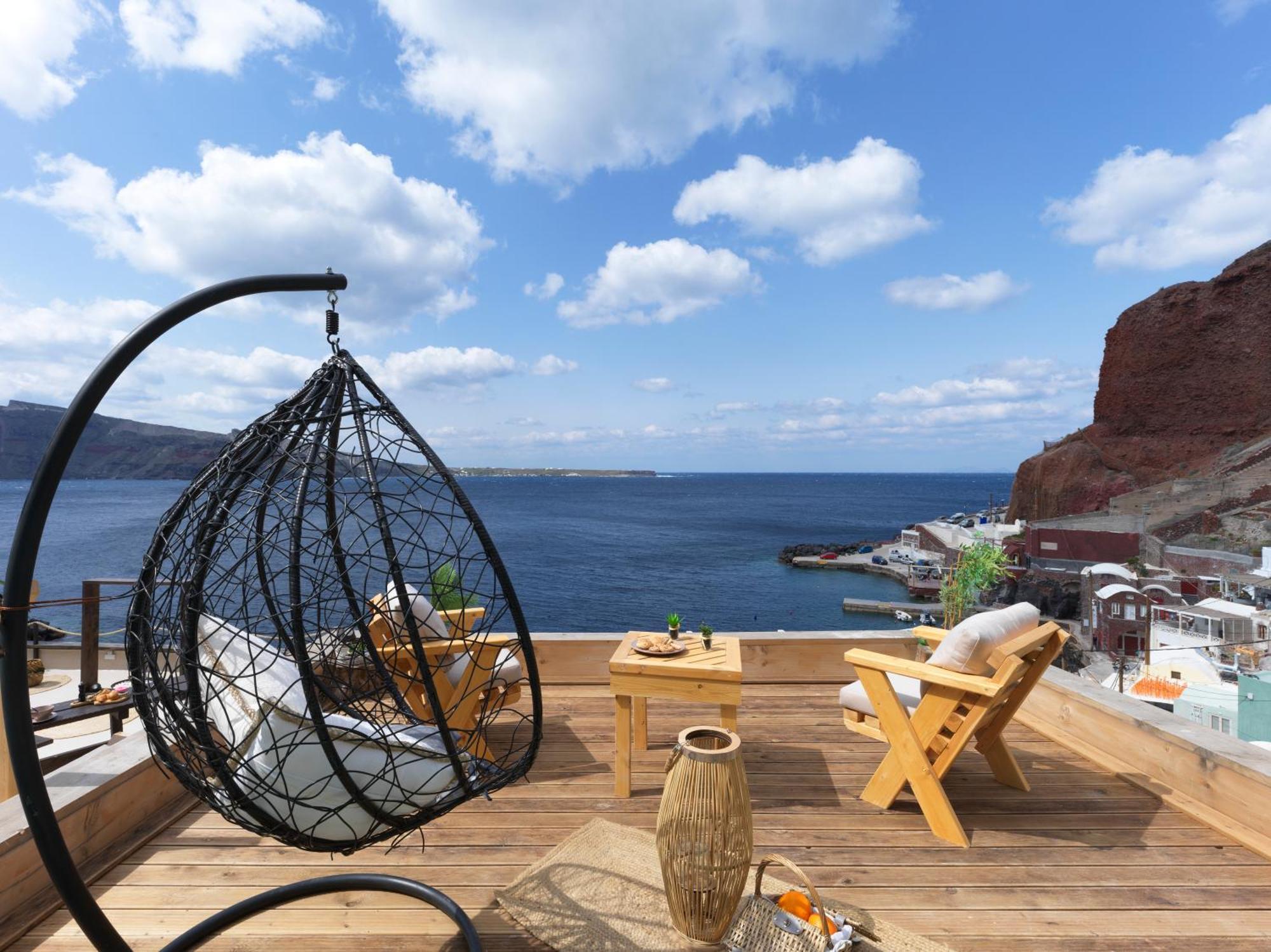 Secret Gem Suites Oia  Room photo